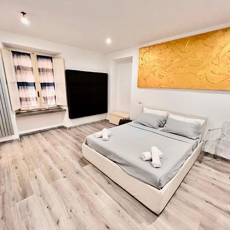 Abstract House Design Home In Center Of Turin Luaran gambar