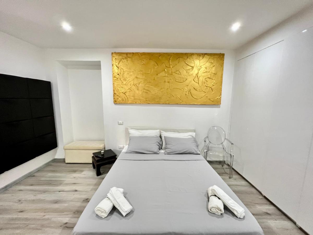 Abstract House Design Home In Center Of Turin Luaran gambar