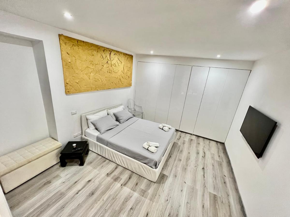 Abstract House Design Home In Center Of Turin Luaran gambar